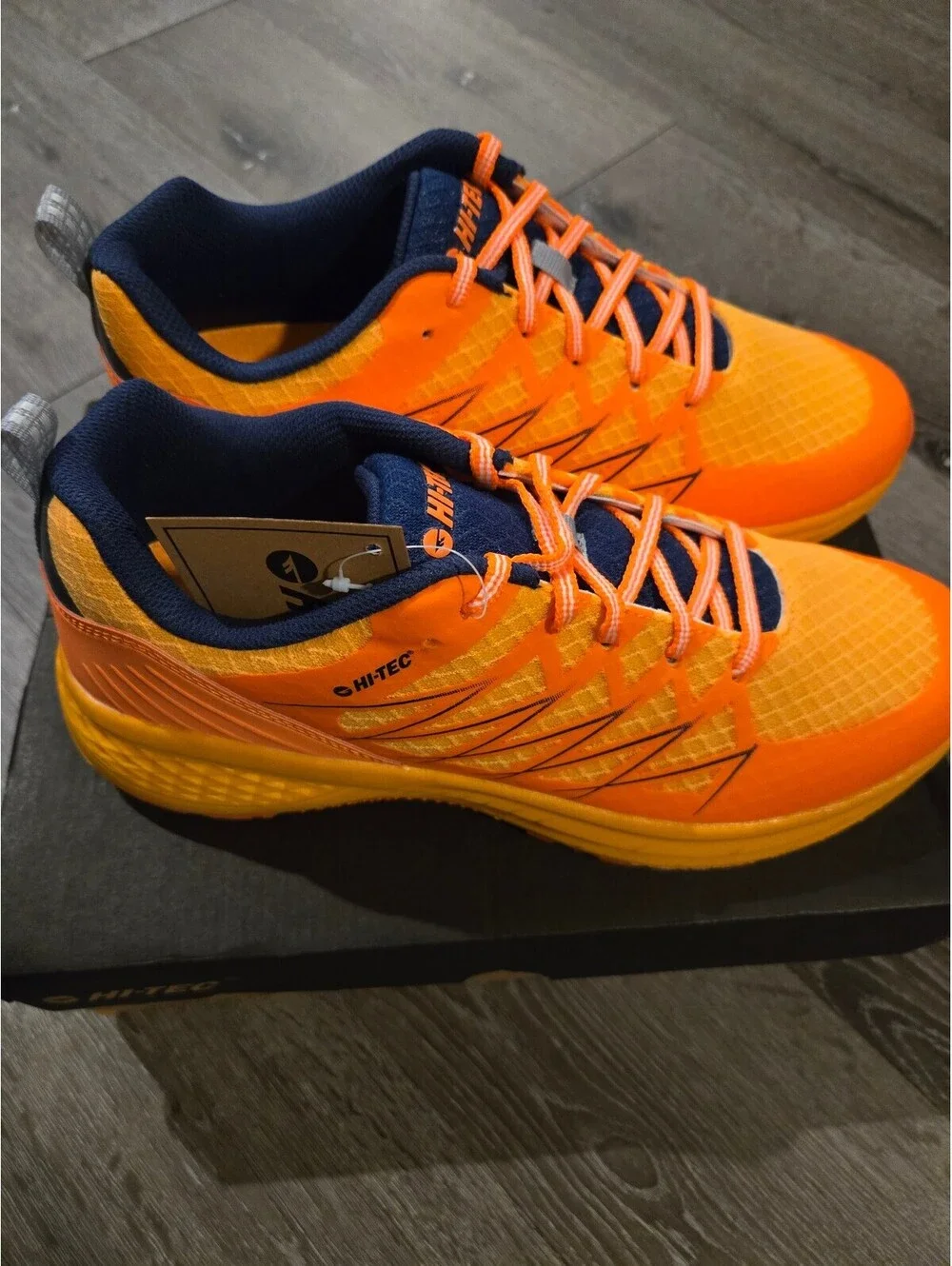 Hi-Tec Demolisher Low Shocking Orange Pop Navy Men Size 10.5 CH80045M-OOD